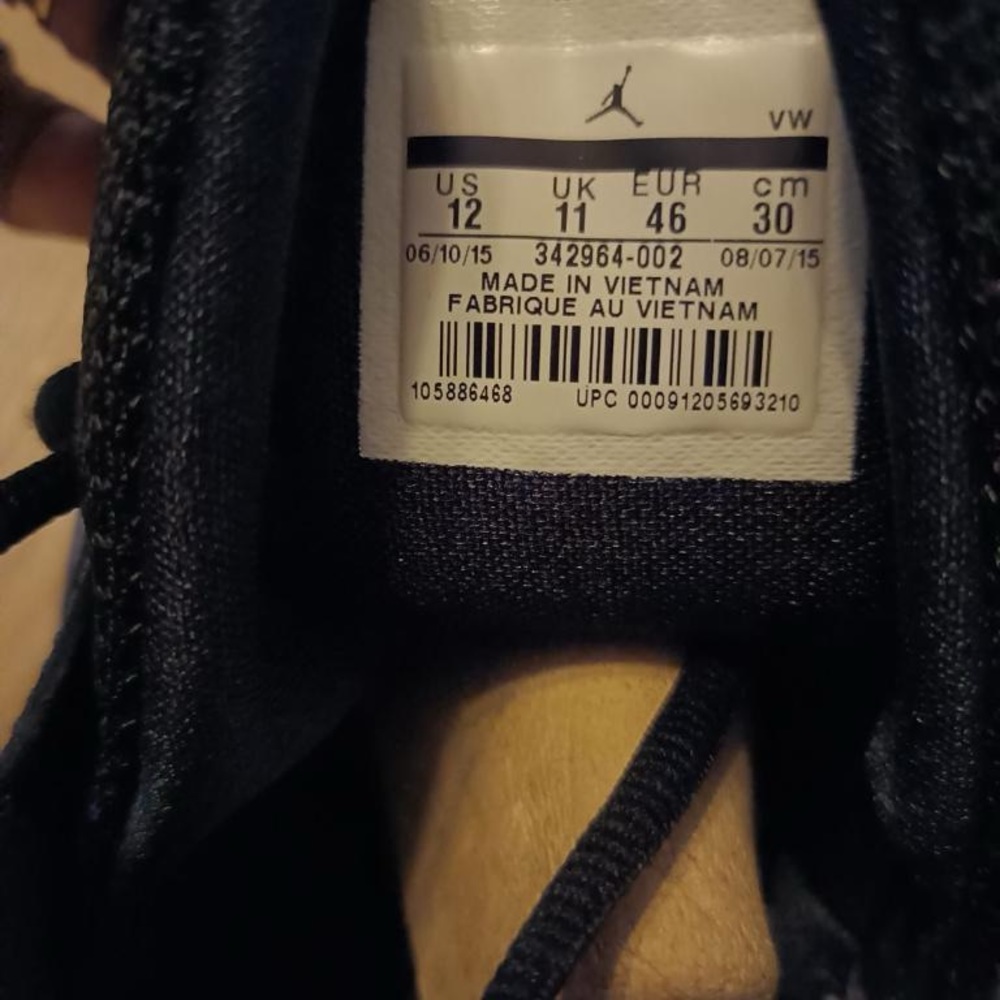 Men Jordan flight size 12